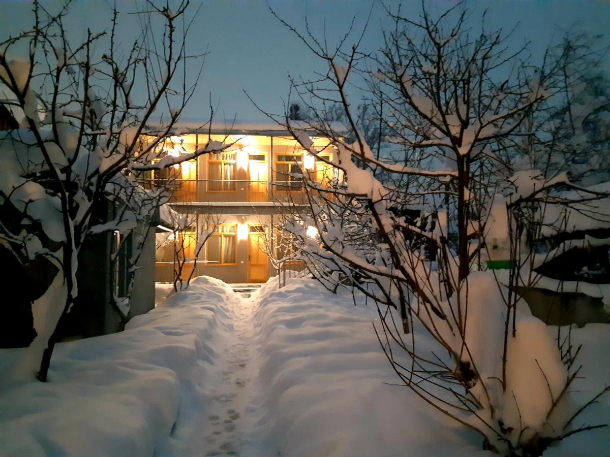 Andranik B&B กอริส ภายนอก รูปภาพ